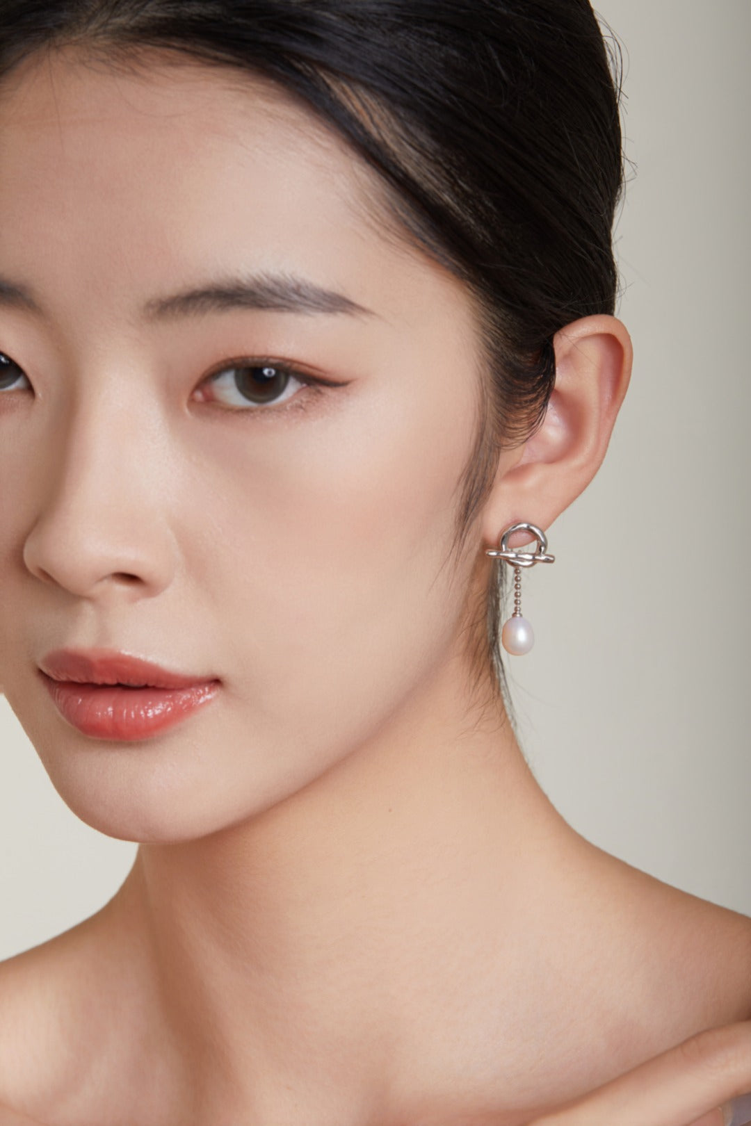 Reversible Pearl Earrings-3